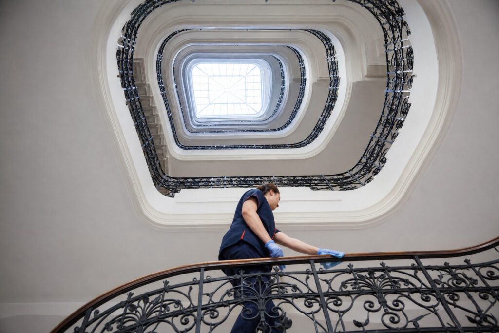Treppenhausreinigung in einem Leipziger Altbau durch G+C Facility